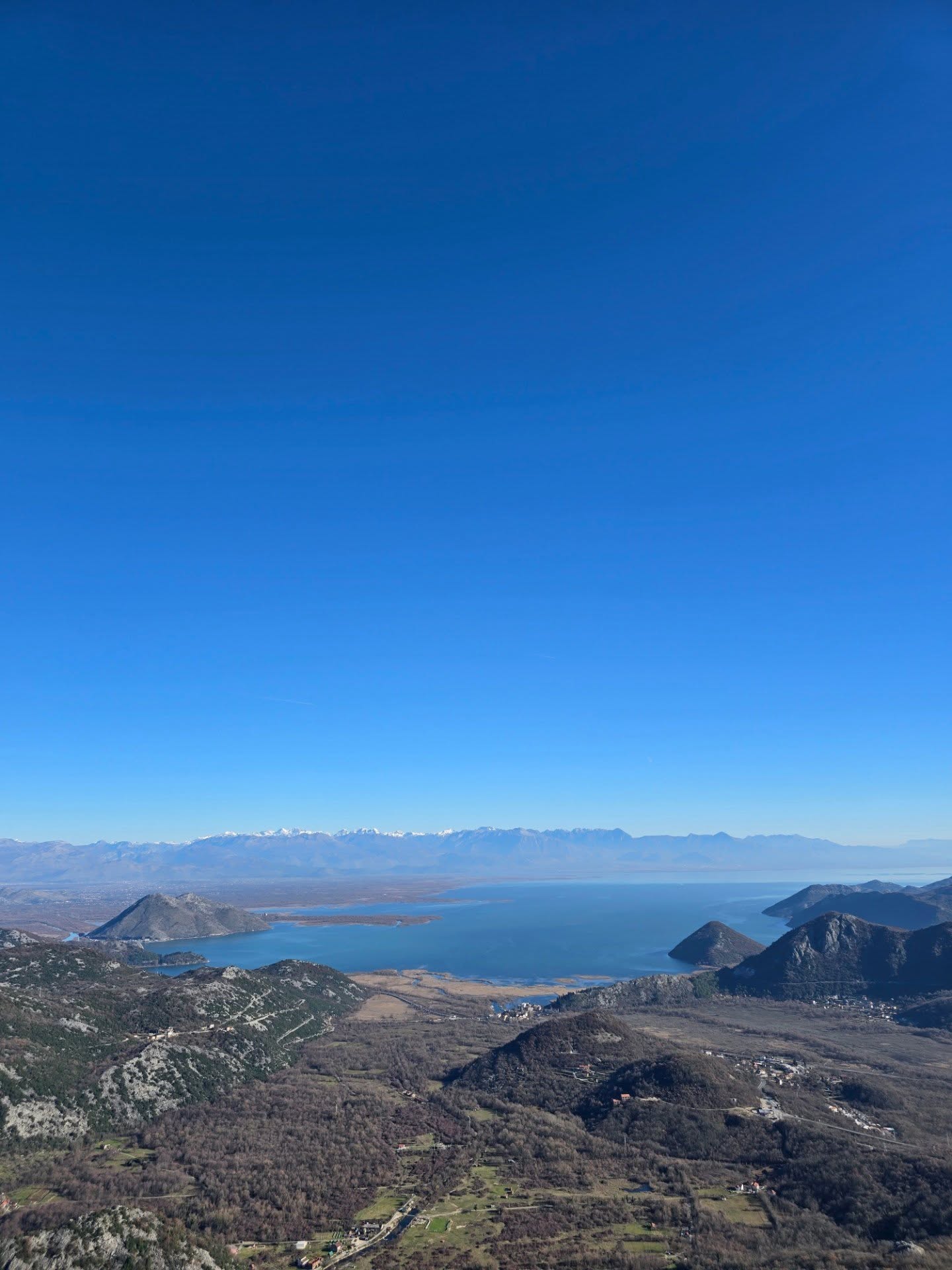 Crmnička Bjelasica – panoramski pogled na Crmnicu i Skadarsko jezero – slika 10
